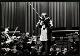 Fotografie Yehudi Menuhin mit verzweifel