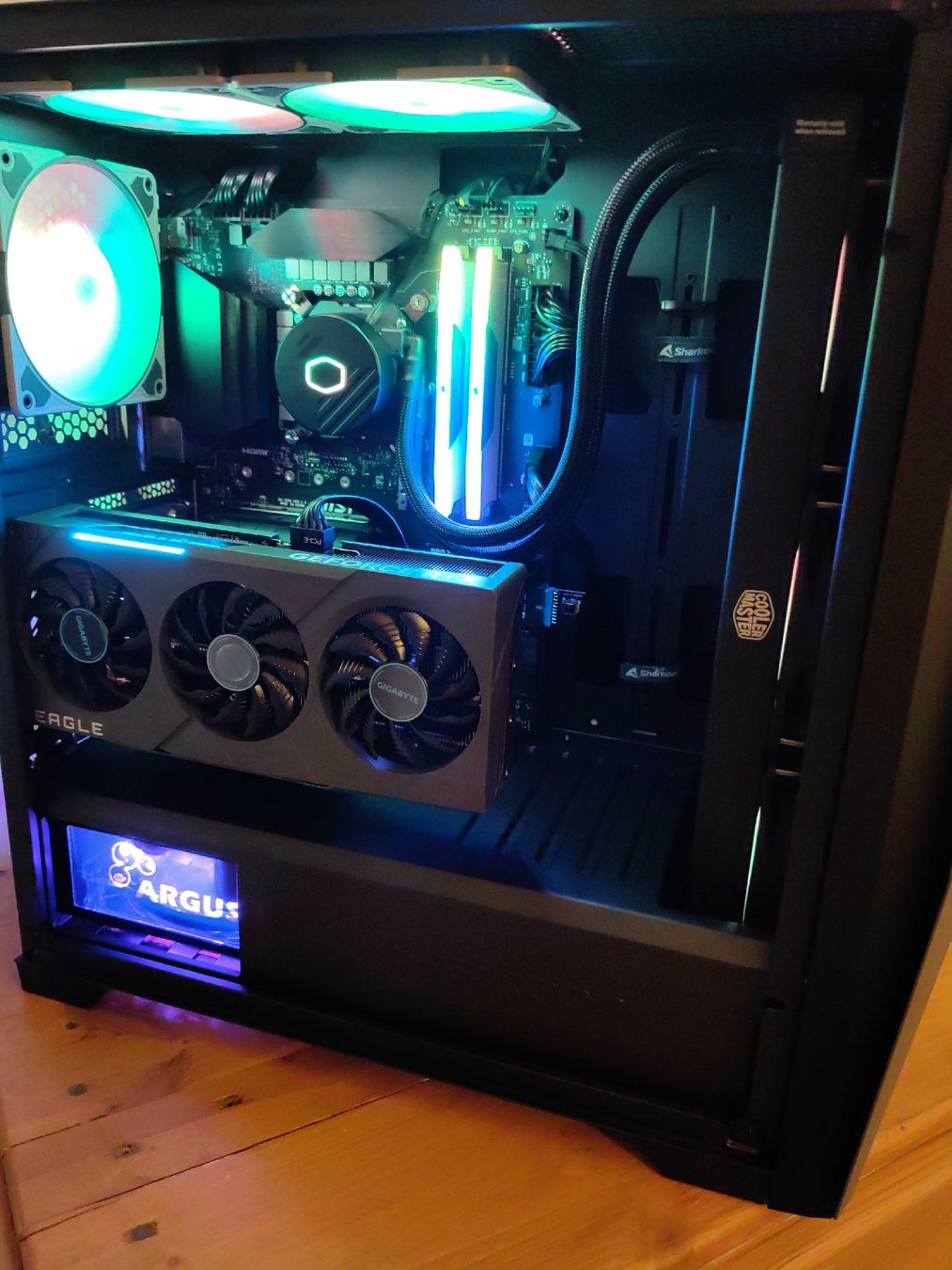PCs: Sharkoon Gaming PC – Neu und originalverpackt aus Zürich von Bozakis 2