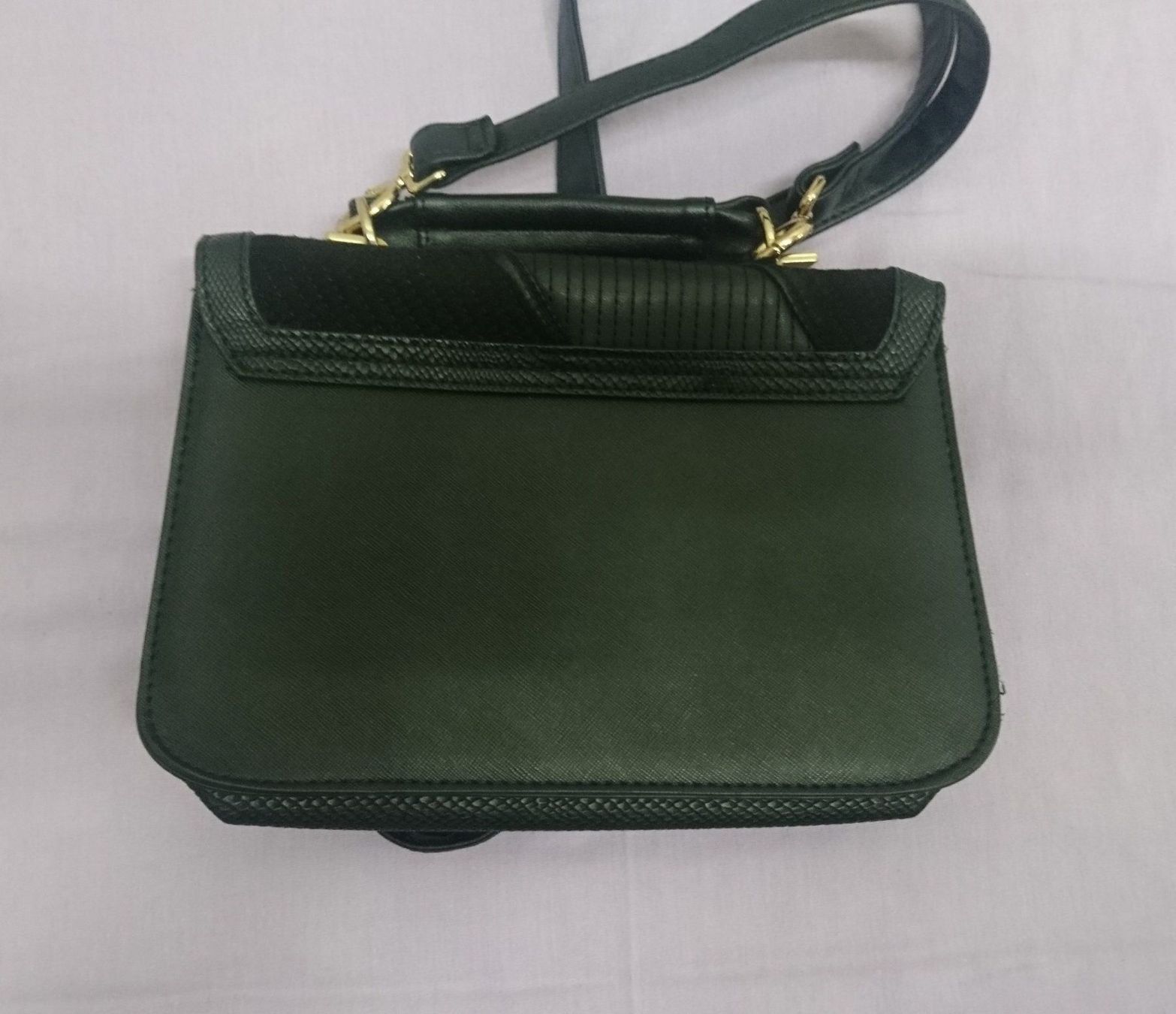 Borse da donna: 2x Damen Handtaschen – Usato da hombrechtikon venduto da Marijo 5