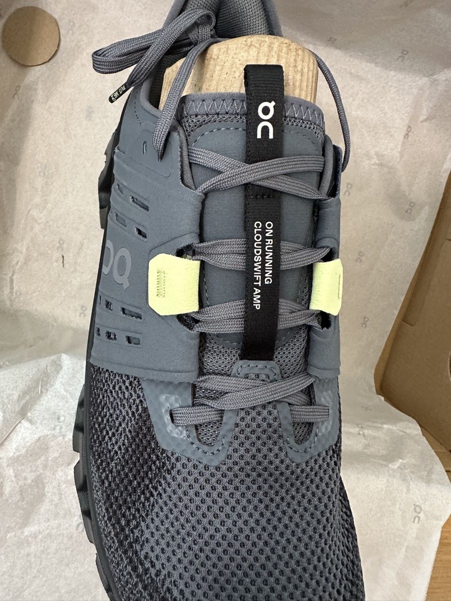 On Scarpe da uomo: On Cloudswift Amp Stone/Black Men's Size 11.5 New – Nuovo e nell'imballaggio originale da Zürich venduto da gel_8npg 5