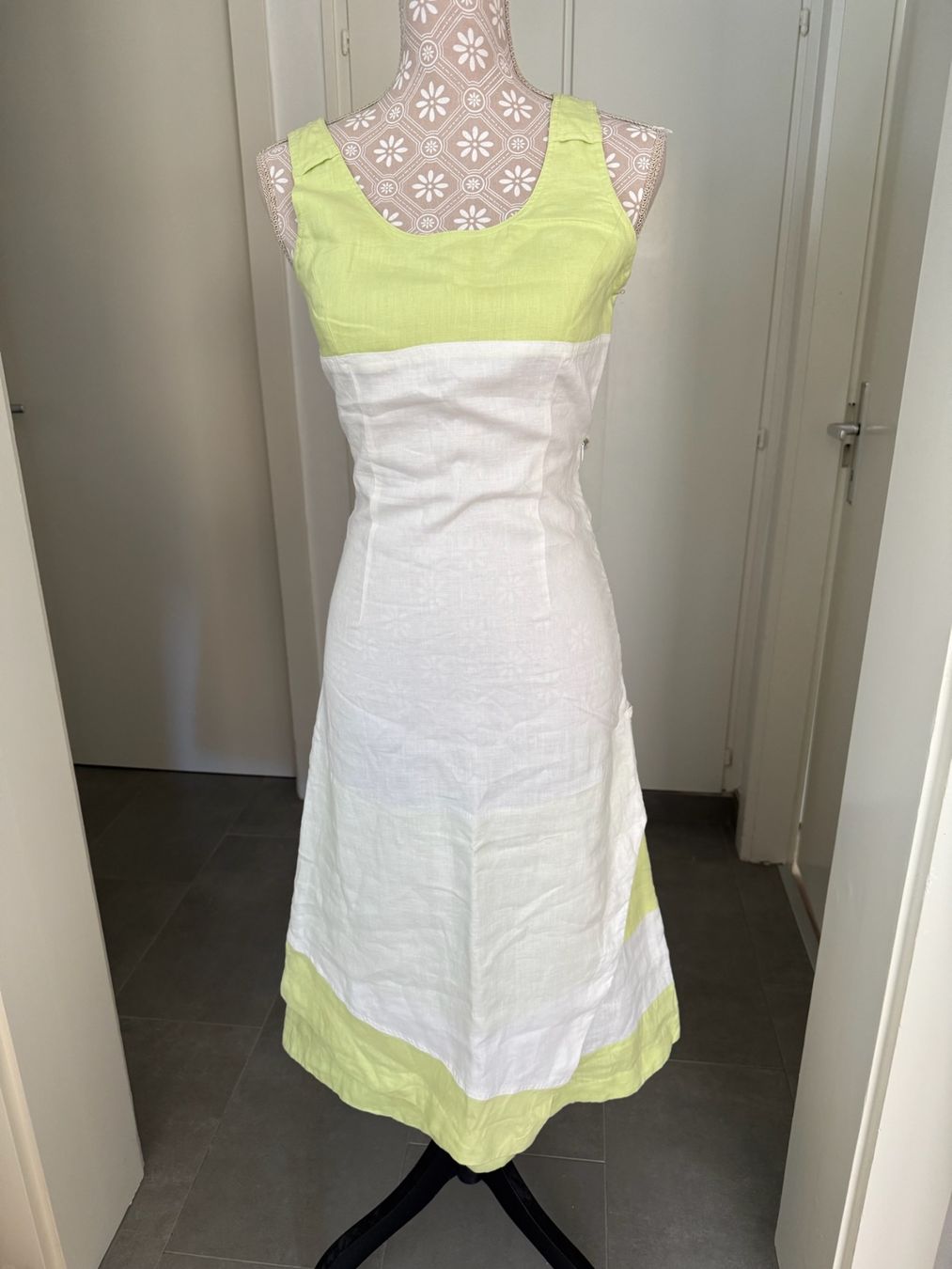 Vestiti: Carnaby - Robe - Lin - 36 – Usato da Sion venduto da accroshoes