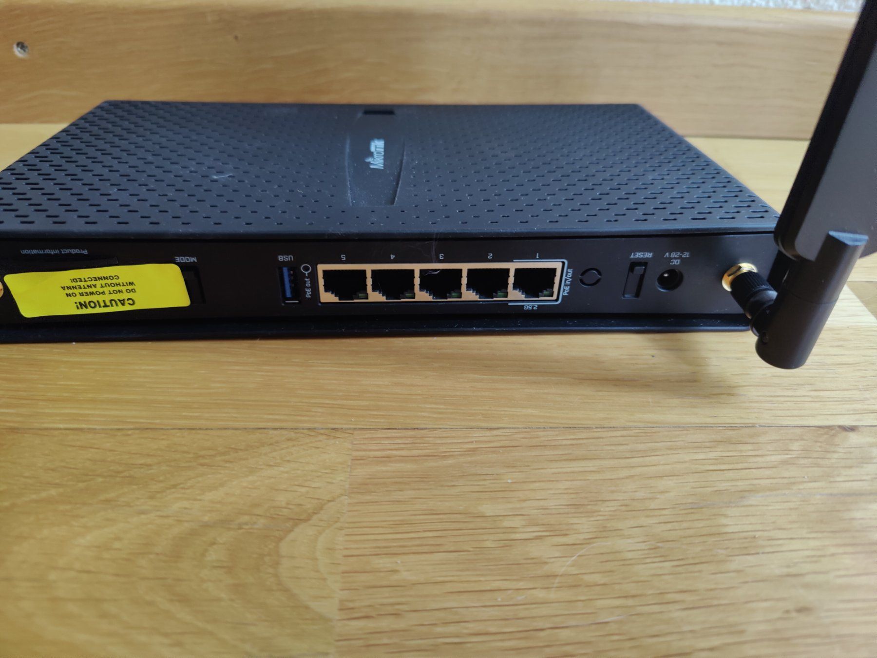 Mikrotik Modems & Router: MikroTik hAP ax³ – Gebraucht aus St. Gallen von Swinja-Zajaz-II 1
