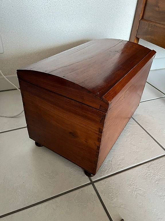 Cassapanche: Petit coffre en bois – Usato da St-Blaise venduto da NSUTT1953 2