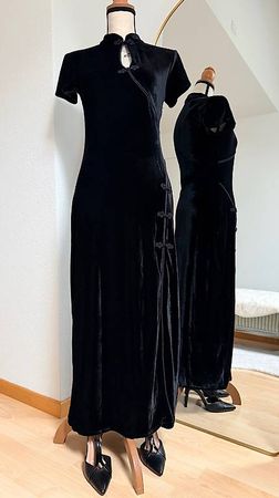 MANGO Samtkleid Schwarz Gr. M  Neu mit Etikett