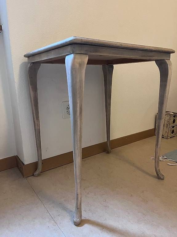 Tavoli: Beistelltisch Blumentisch – Usato da zürich venduto da Efi01 4