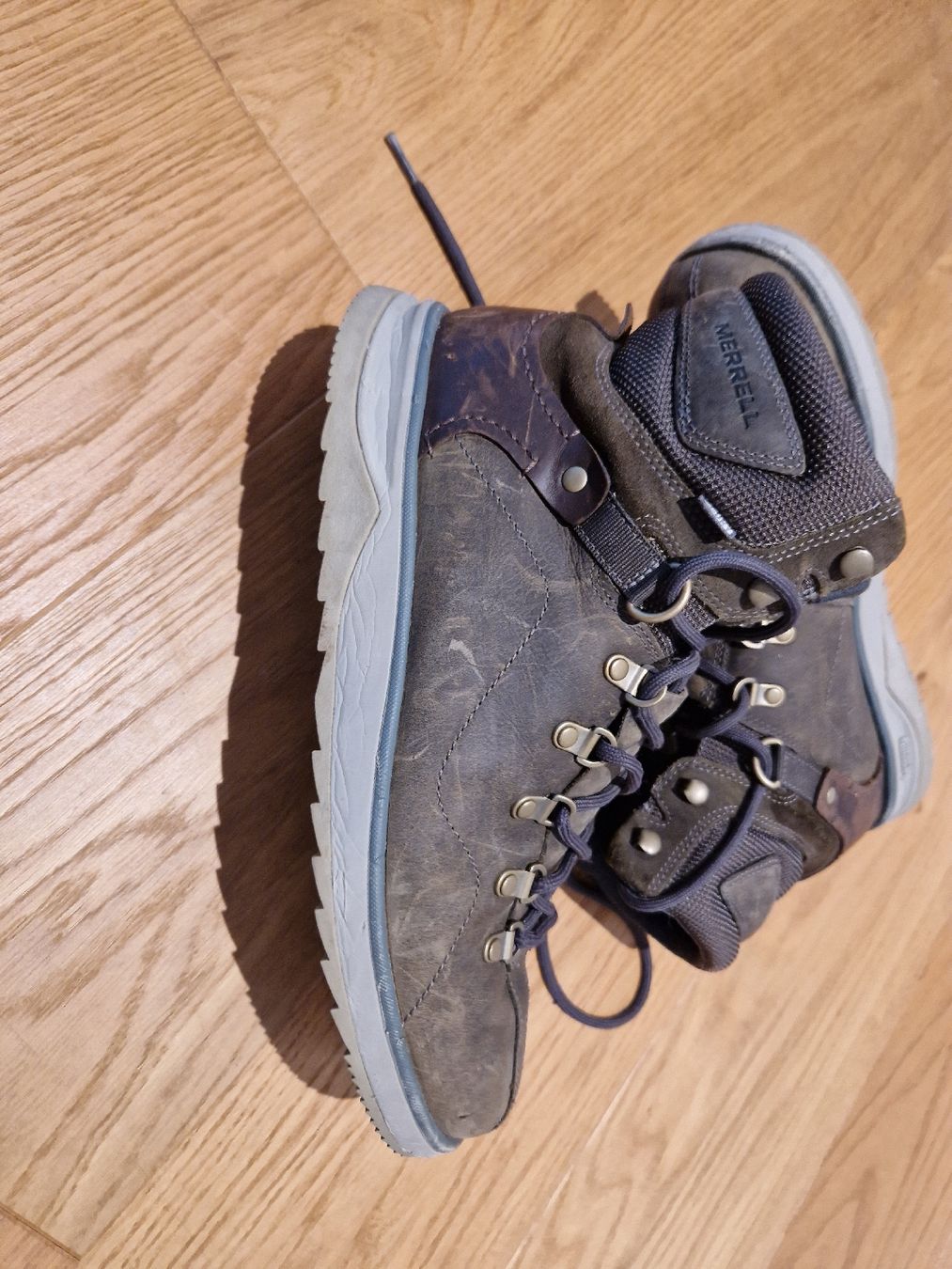 Merrell Scarpe da uomo: Robuste Merrell Herbst- /Winterschuhe Gr. 43.5 – Usato da St. Gallenkappel venduto da Kevinofski 7