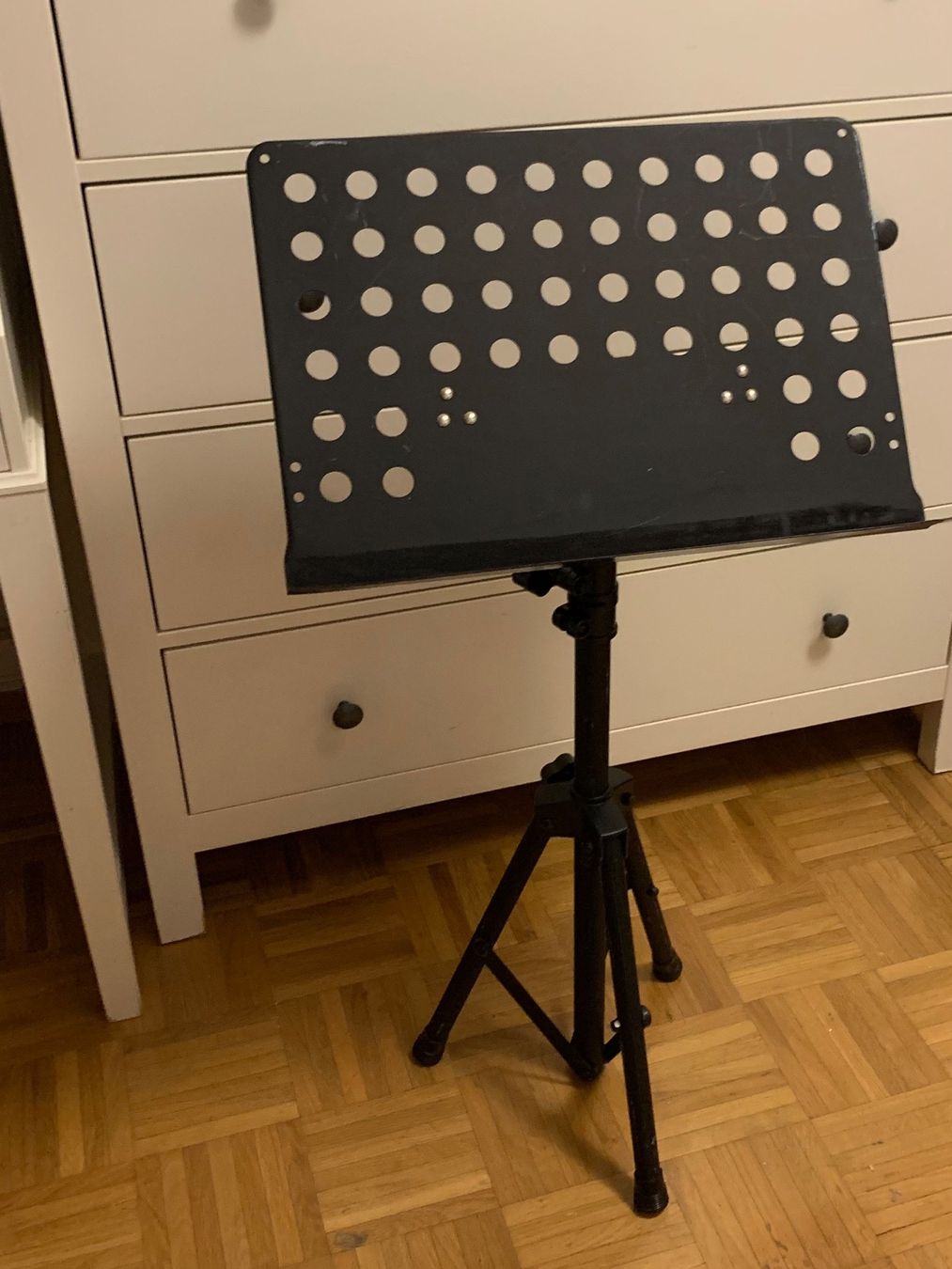 Supporti per strumenti musicali & leggii: Pupitre de musique/Lutrin – Usato da Lausanne venduto da chiclettecannelle 2