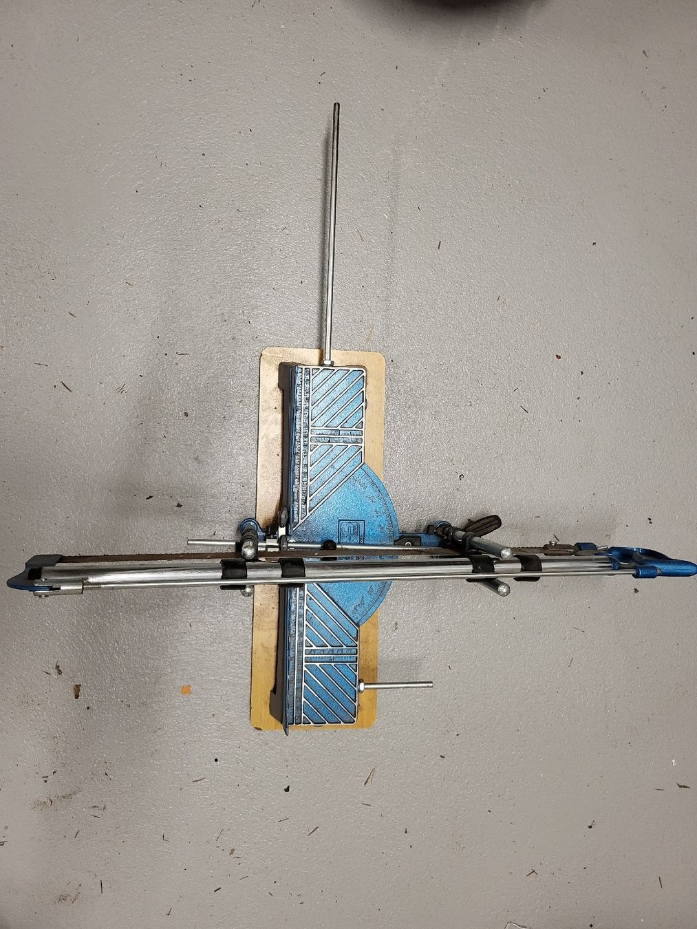 Tous les outils: Vintage mitre saw – D'occasion à Büren an der Aare par pat_ypp6 4