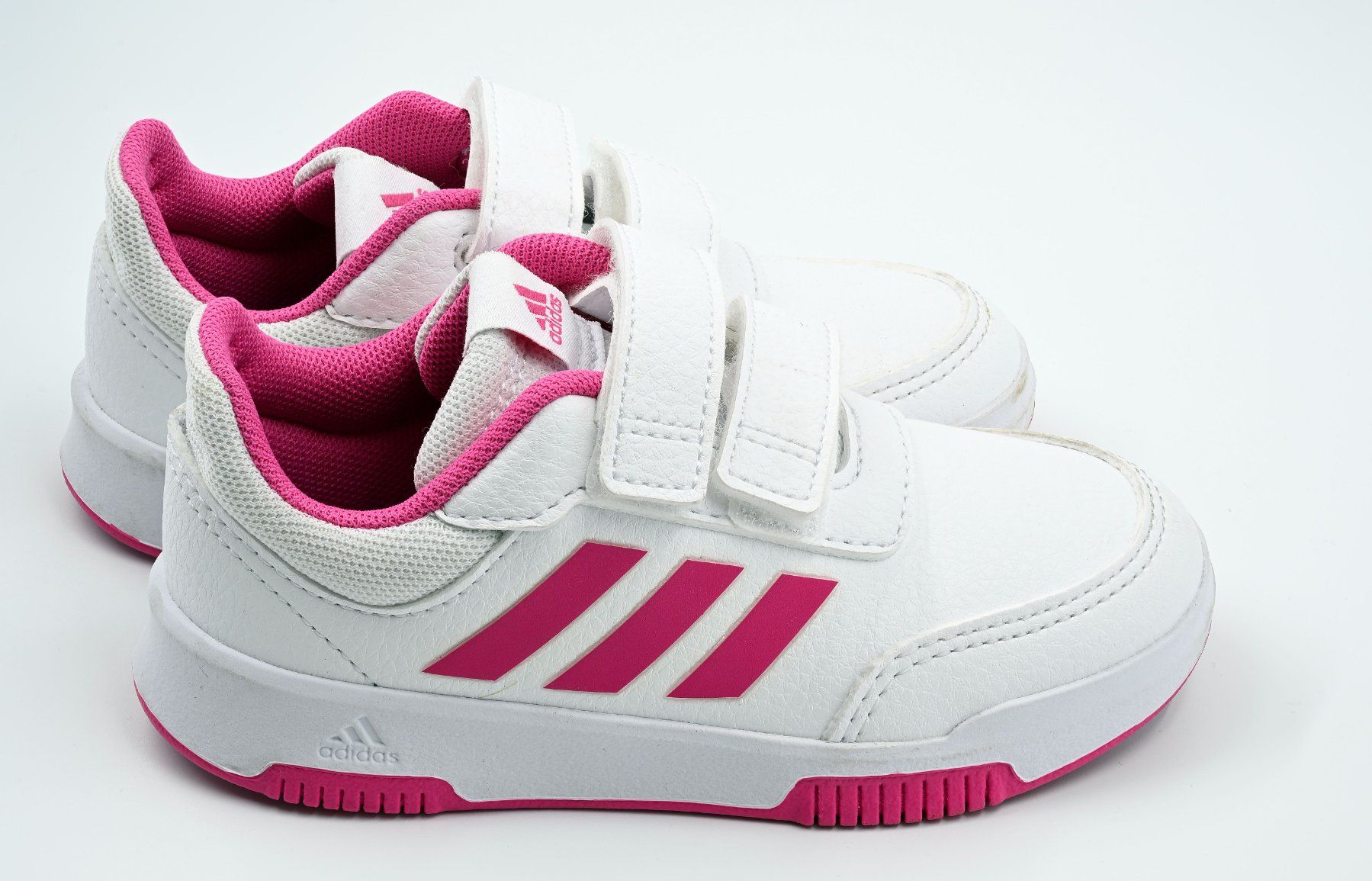 Adidas Scarpe per ragazzi: Adidas Tensaur Hook and Loop Grösse 26 – Usato da Dürnten venduto da pema28