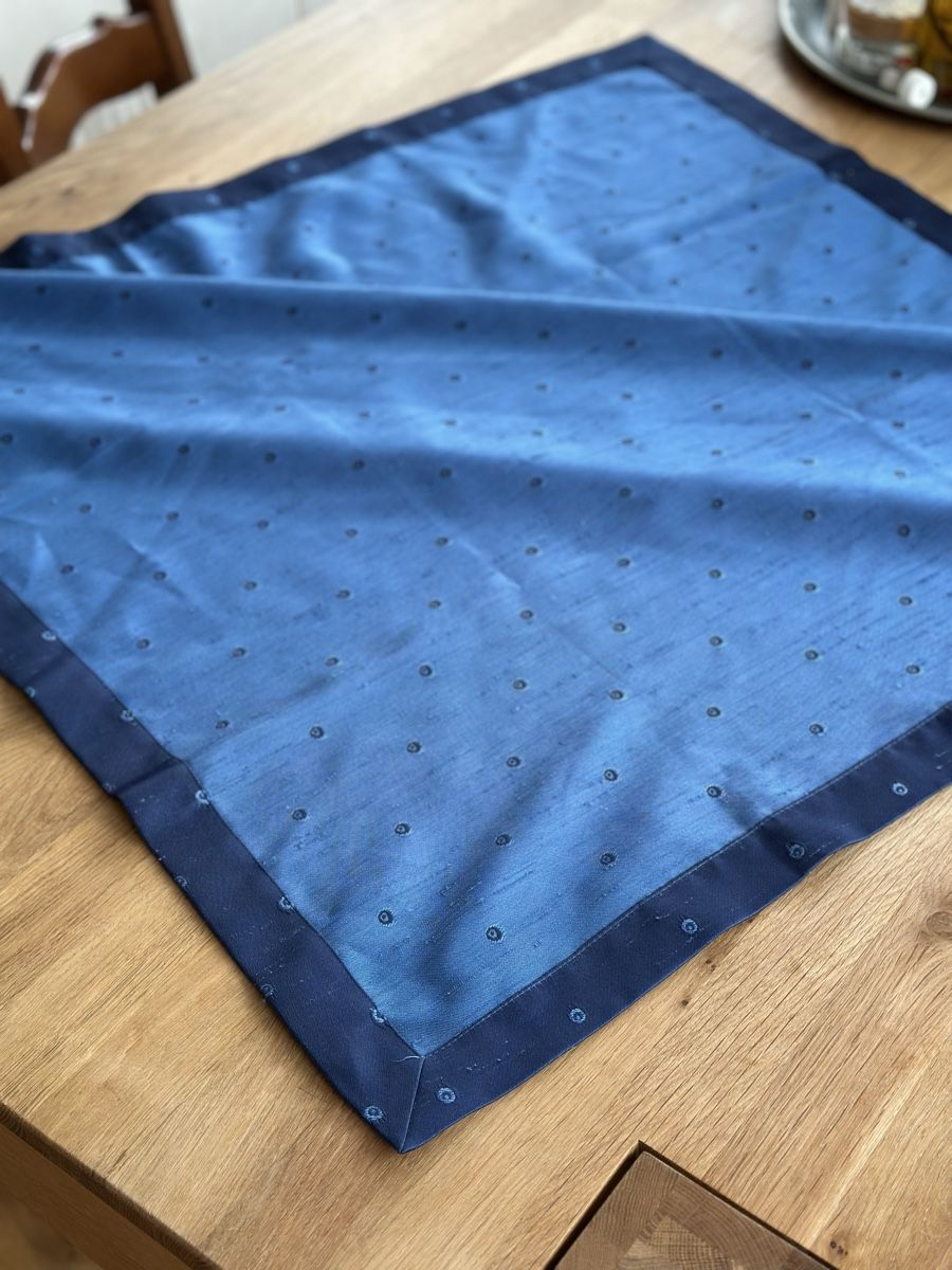 Altra biancheria da tavola: Tischdecke, blau mit Muster, Polyester, 90x90cm, Top Zustand – Usato da Rothenburg venduto da wer_g9fd 8