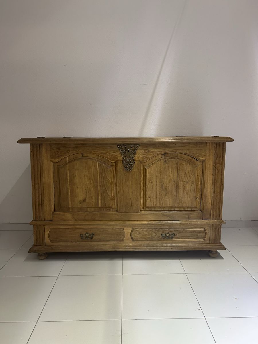 Truhen: Holz Truhe – Gebraucht aus Hausen AG von BabyBluee