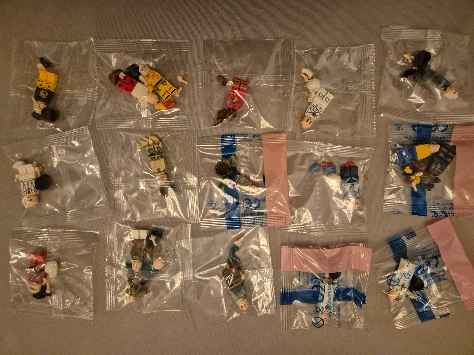 Lego Spielzeuge: Lego Minifiguren – Gebraucht aus Luzern von Balzli22 2