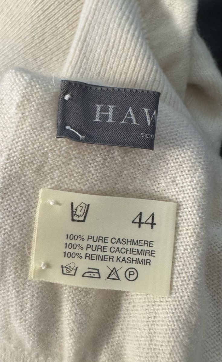 Pullover & Sweatshirts: Pullover Marke HAWICO 100% Kaschmir Groesse 44 cremefarben – Neu (gemäss Beschreibung) aus Zürich von Loco028