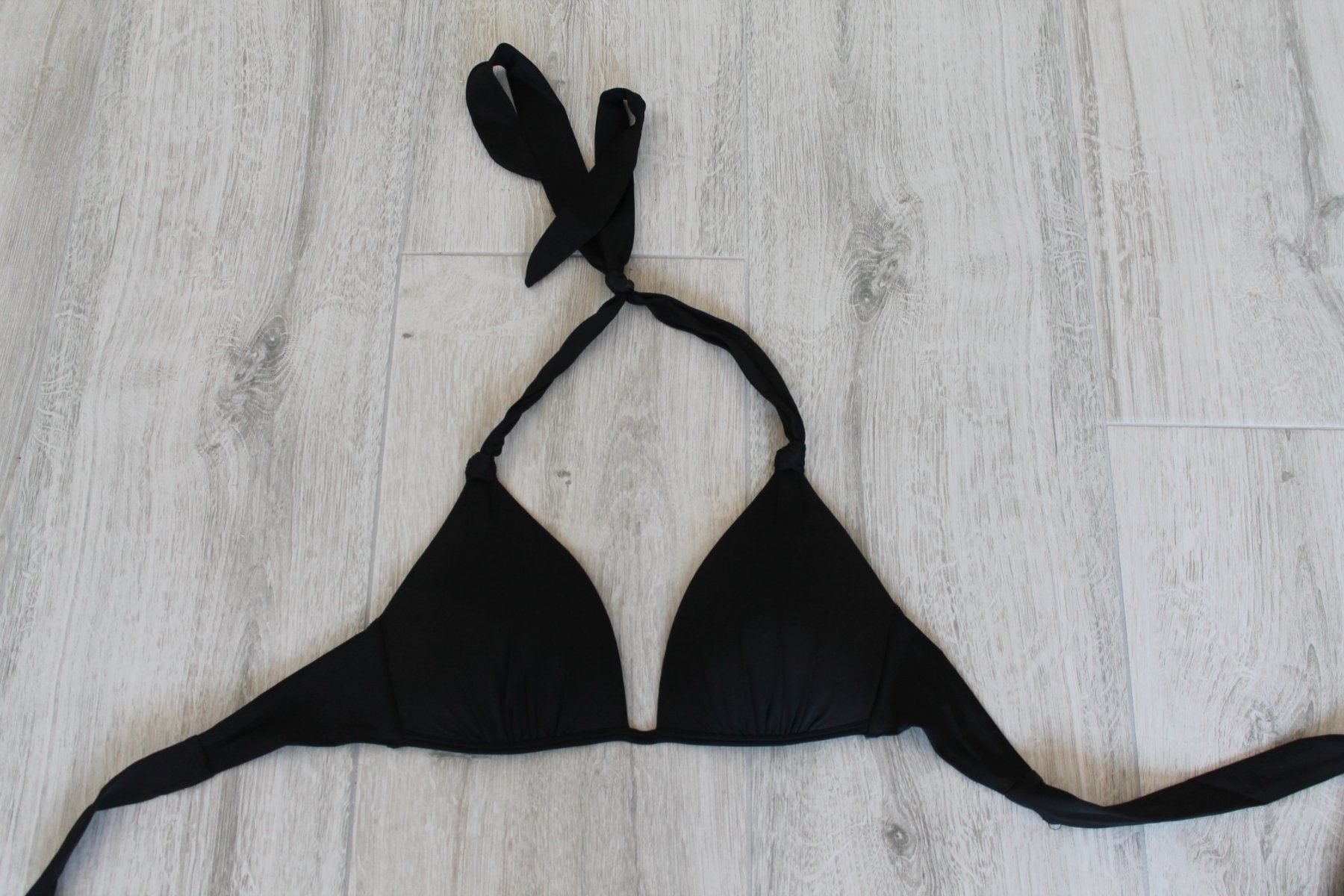 Costumi da bagno & Bikini: Haut de bikini noir taille 75B – Usato da Chez-le-Bart venduto da jasse 2