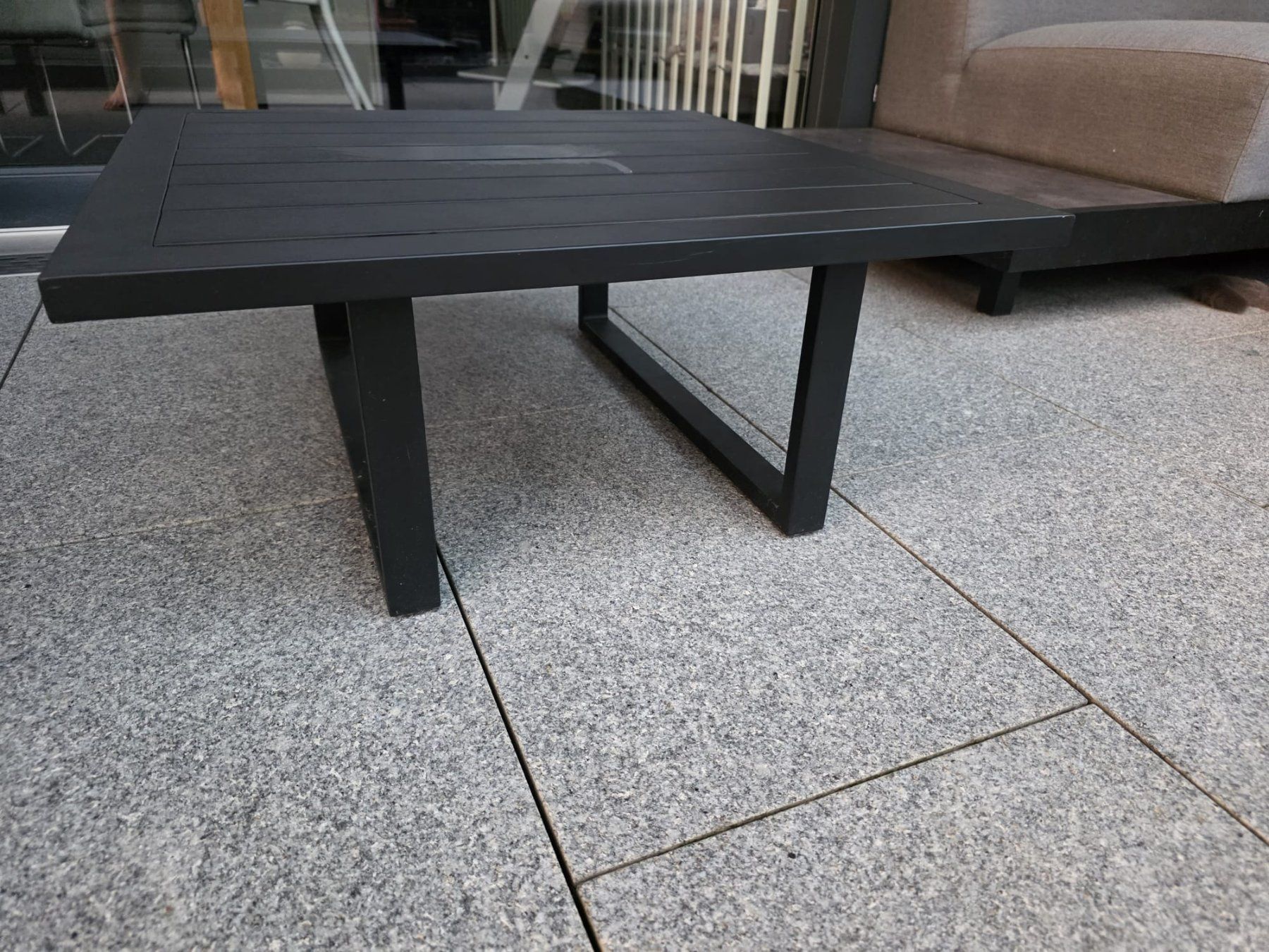 Tavoli: Thomson Loungetisch 70 cm schwarz – Usato da Egg b. Zürich venduto da Moritz8132 2