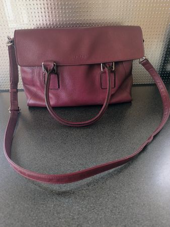 Neuwertige Himbeer rote Leder tasche ,Picard