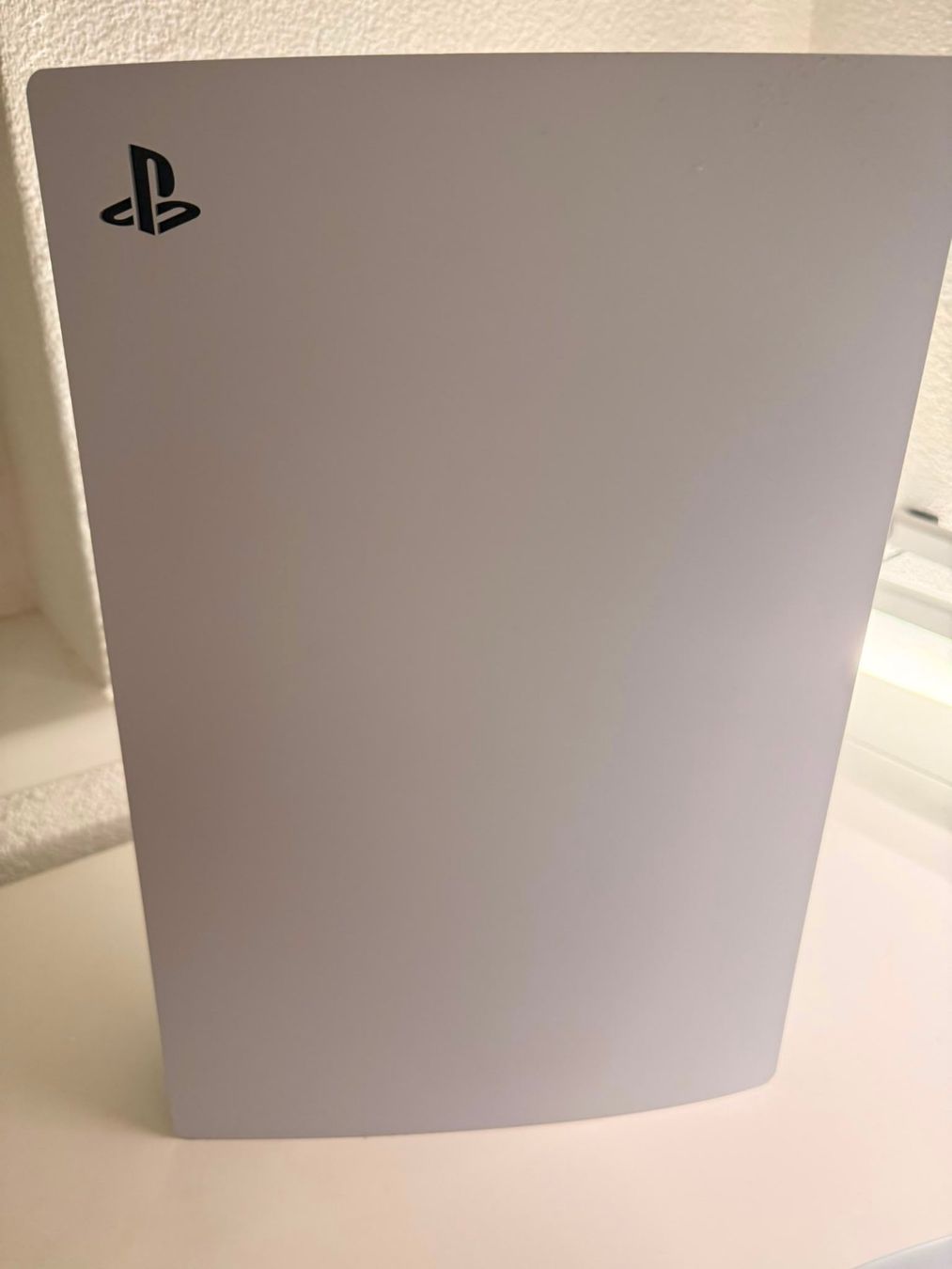 Sony Console: PlayStation 5 Disc Edition 825GB + Controller & Kabel – Nuovo (secondo la descrizione) da Meilen venduto da AK78 2