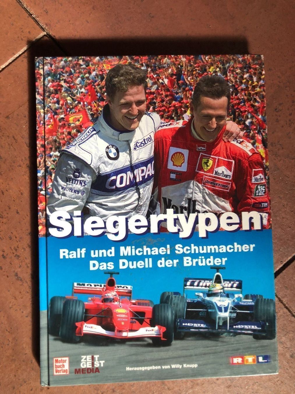 Autografi: Signiertes Buch Michael Schumacher – Usato da rafz venduto da Ttt0071