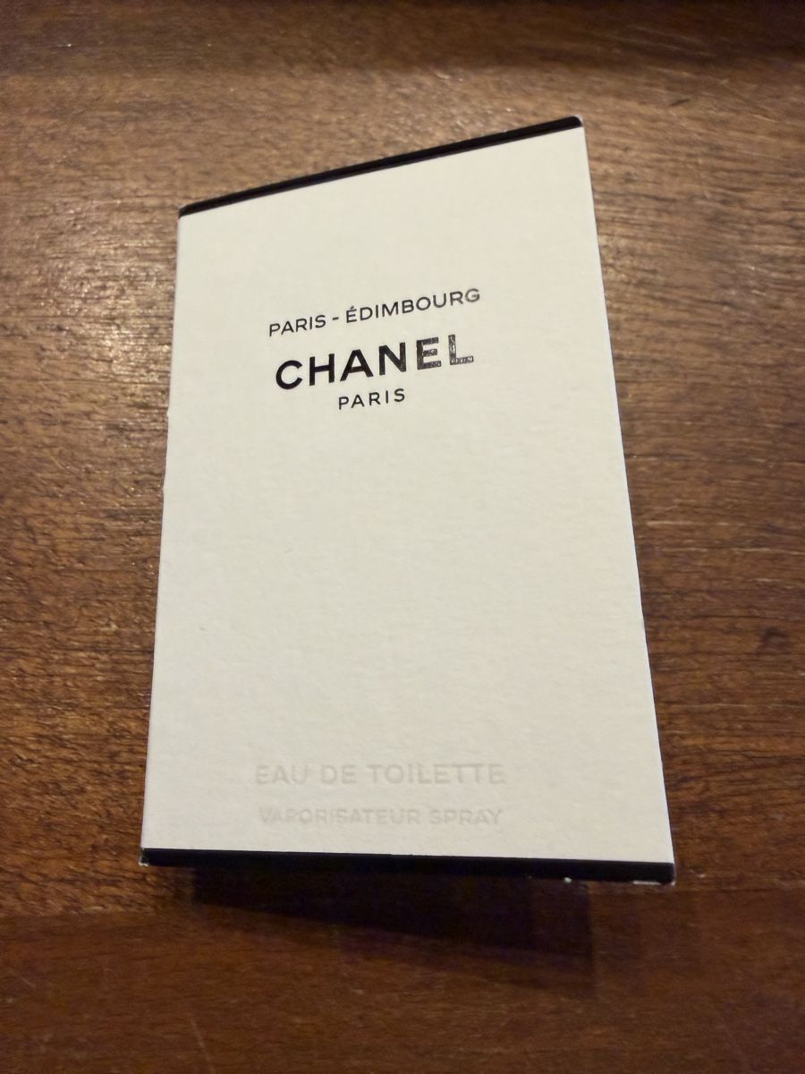 Chanel Parfum & Eau de Toilette: Chanel Paris - Édimbourg  – Neu und originalverpackt aus fey von Caductilometre