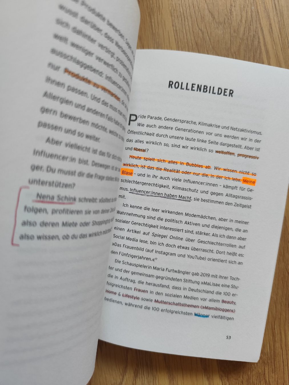 Livres: Valentina Vapaux Generation Z book – D'occasion à Mägenwil par VintageGirly 4