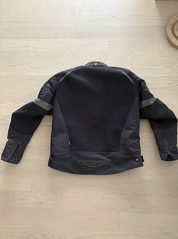 Triumph Vestes: Triumph Motorradjacke – D'occasion à Lausen par mirdreii 2