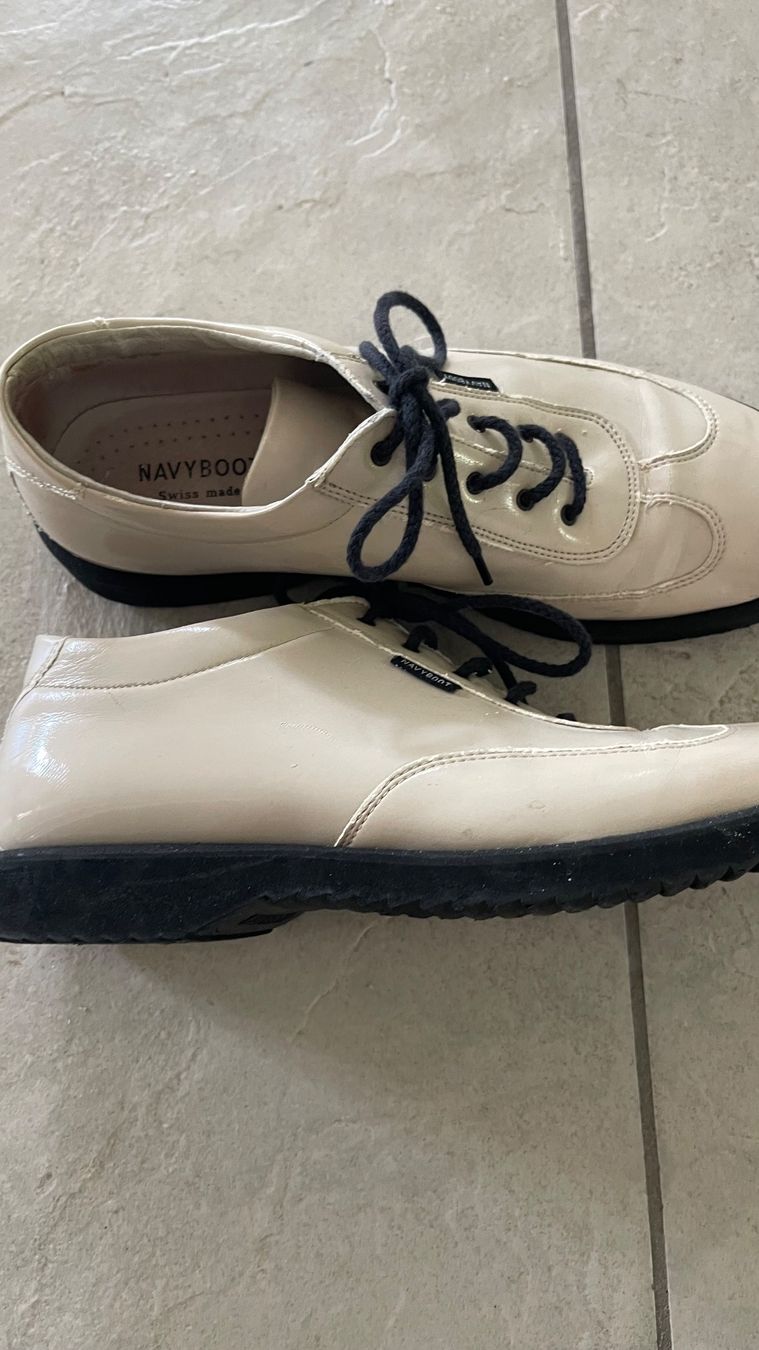 Navyboot Scarpe da donna: Navyboot Schuhe, beige, Grösse 38 – Usato da Wetzikon ZH venduto da Schrungus 1