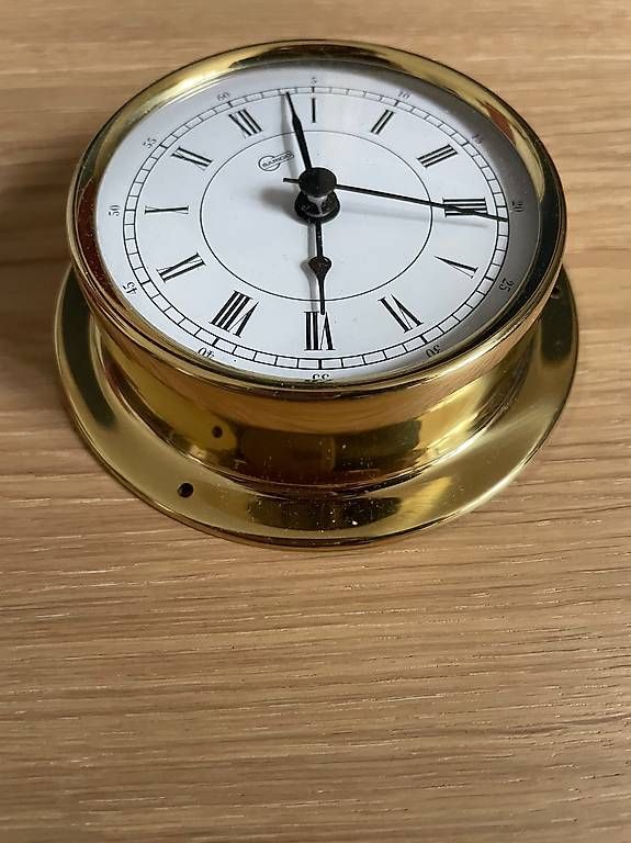Montres: Messing-Uhr (geeignet für im Schiff oder sonstwo) – D'occasion à Mühlau par sch_fnx9 1