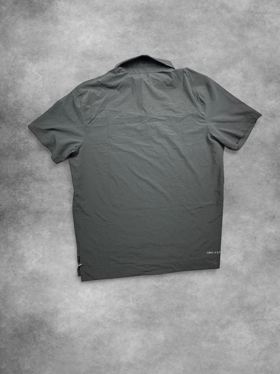 Nike Polo-Shirts: Nike Polo – Gebraucht aus Erlinsbach SO von TogaResell 2