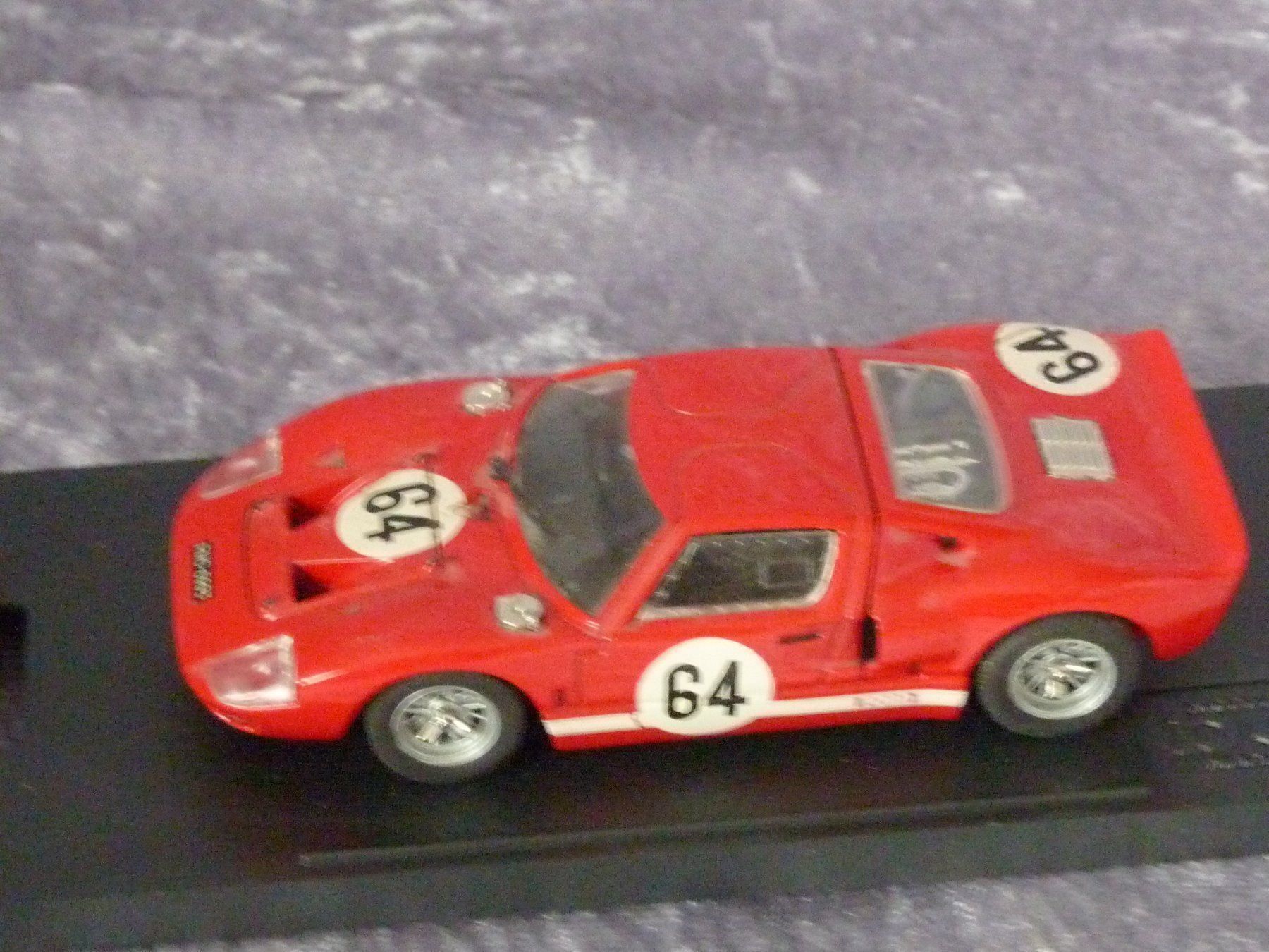 Ford Modellini d'auto: Ford GT 40 #64  1:43 – Nuovo e nell'imballaggio originale da Dürrenäsch venduto da modellautos4you 3