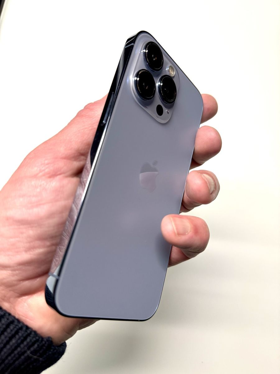 Apple Telefoni cellulari / Smartphones: iPhone 13 Pro, 256 GB - Top-Zustand – Usato da Gutenswil venduto da Freetibet1 1