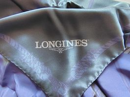 Longines, carré en soie 84x84cm
