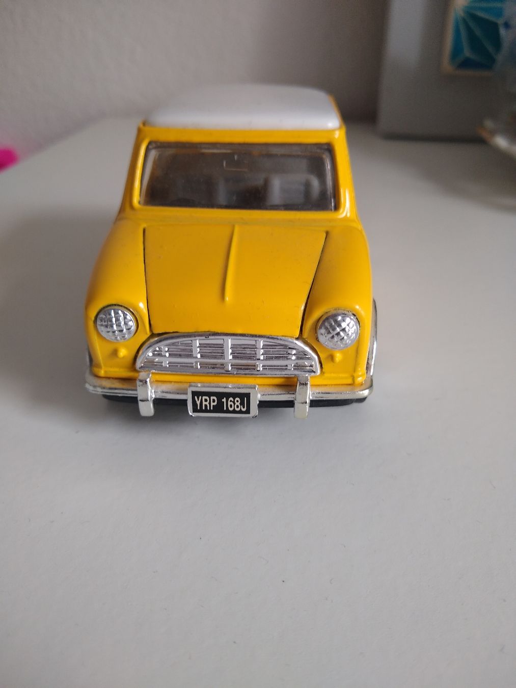Veicoli per bambini: Yellow Mini Cooper Model Car Toy – Usato da Dübendorf venduto da rol_fm6d 4