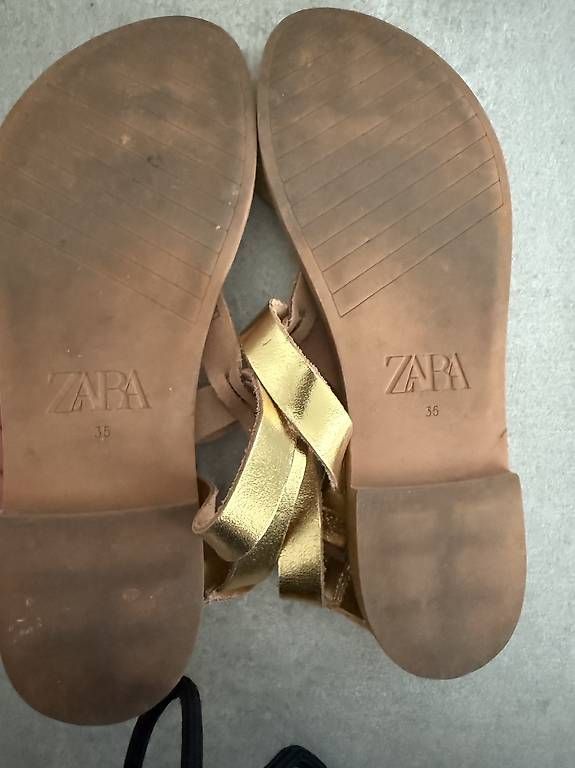 Zara Chaussures femmes: Goldene Sandalen – D'occasion à Zürich par ama_j5cz 1