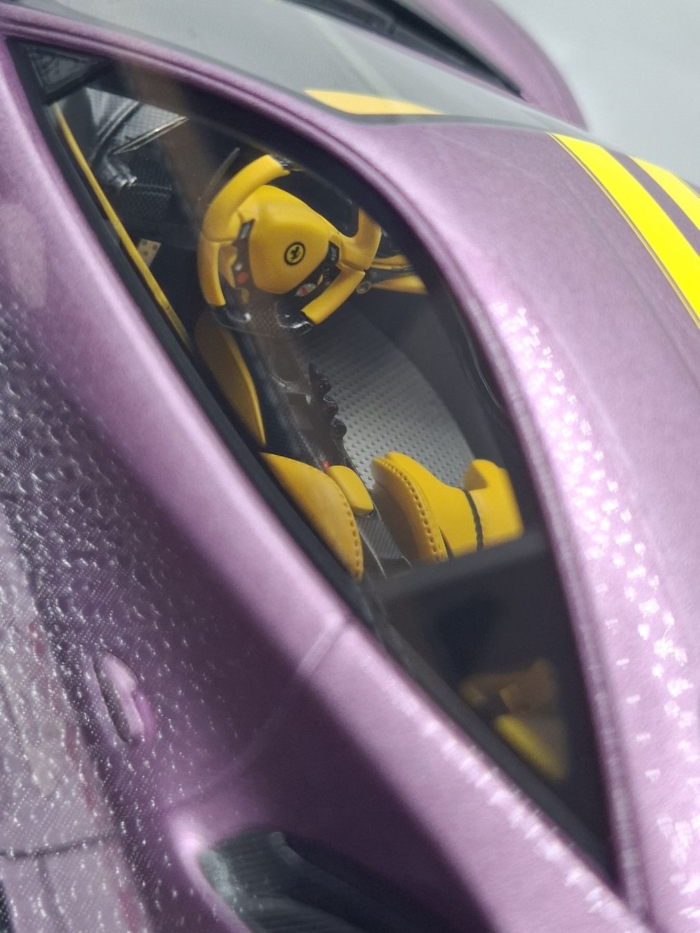 BBR Models Modellini d'auto: BBR Ferrari Pista 1:18 – Nuovo e nell'imballaggio originale da Gipf-Oberfrick venduto da Edii45 4