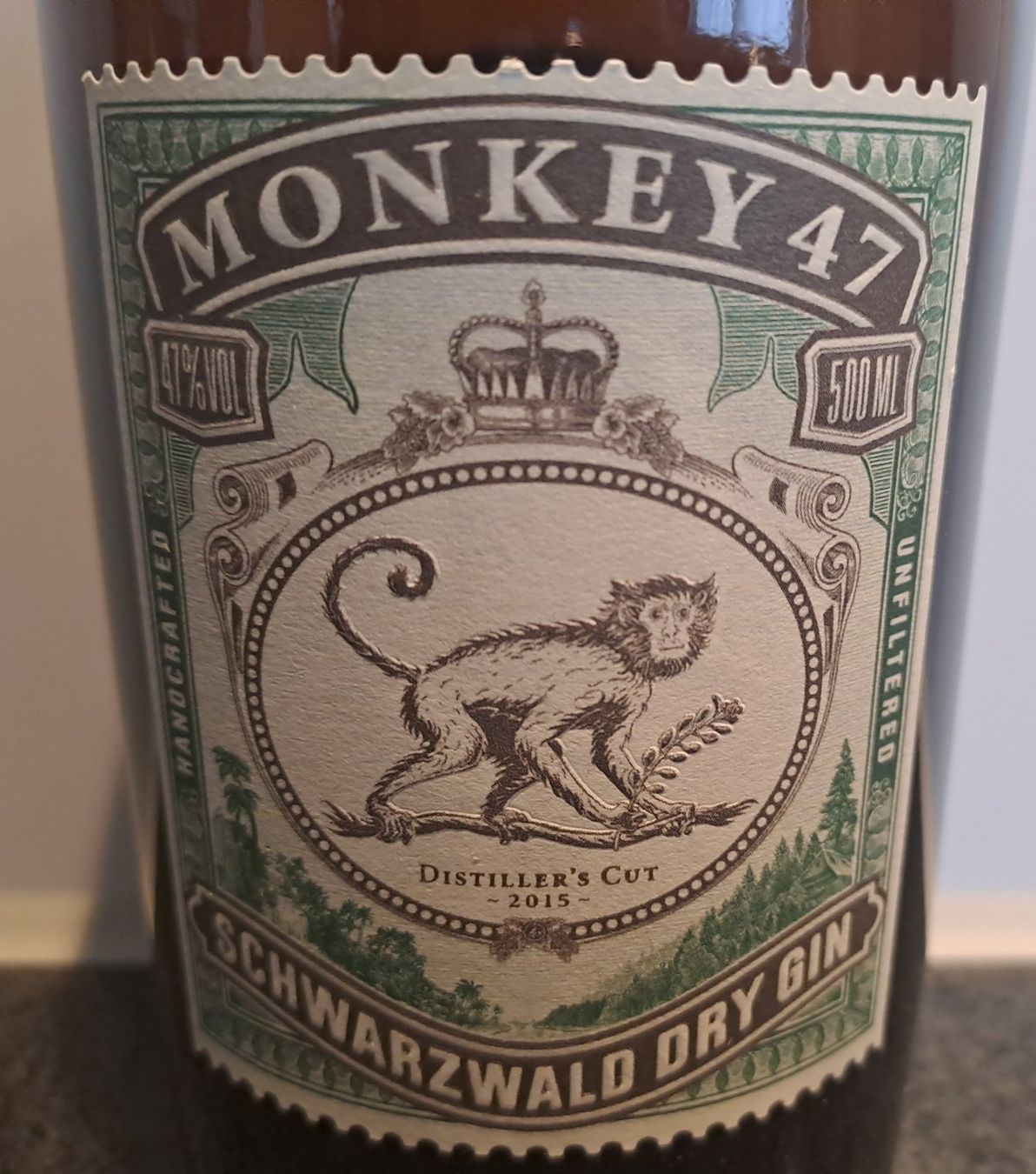 Monkey 47 Spirituosen: Monkey 47 Gin Distiller's Cut 2015 mit Goldring und Box – Neu und originalverpackt aus Elsau von Kellerraeumung 2