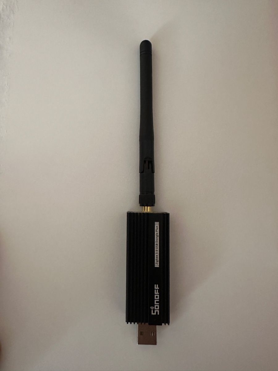 Sonoff Unità & Adattatore: Sonoff Zigbee 3.0 USB Dongle Plus – Usato da Hilterfingen venduto da Till.Eulenspiegel