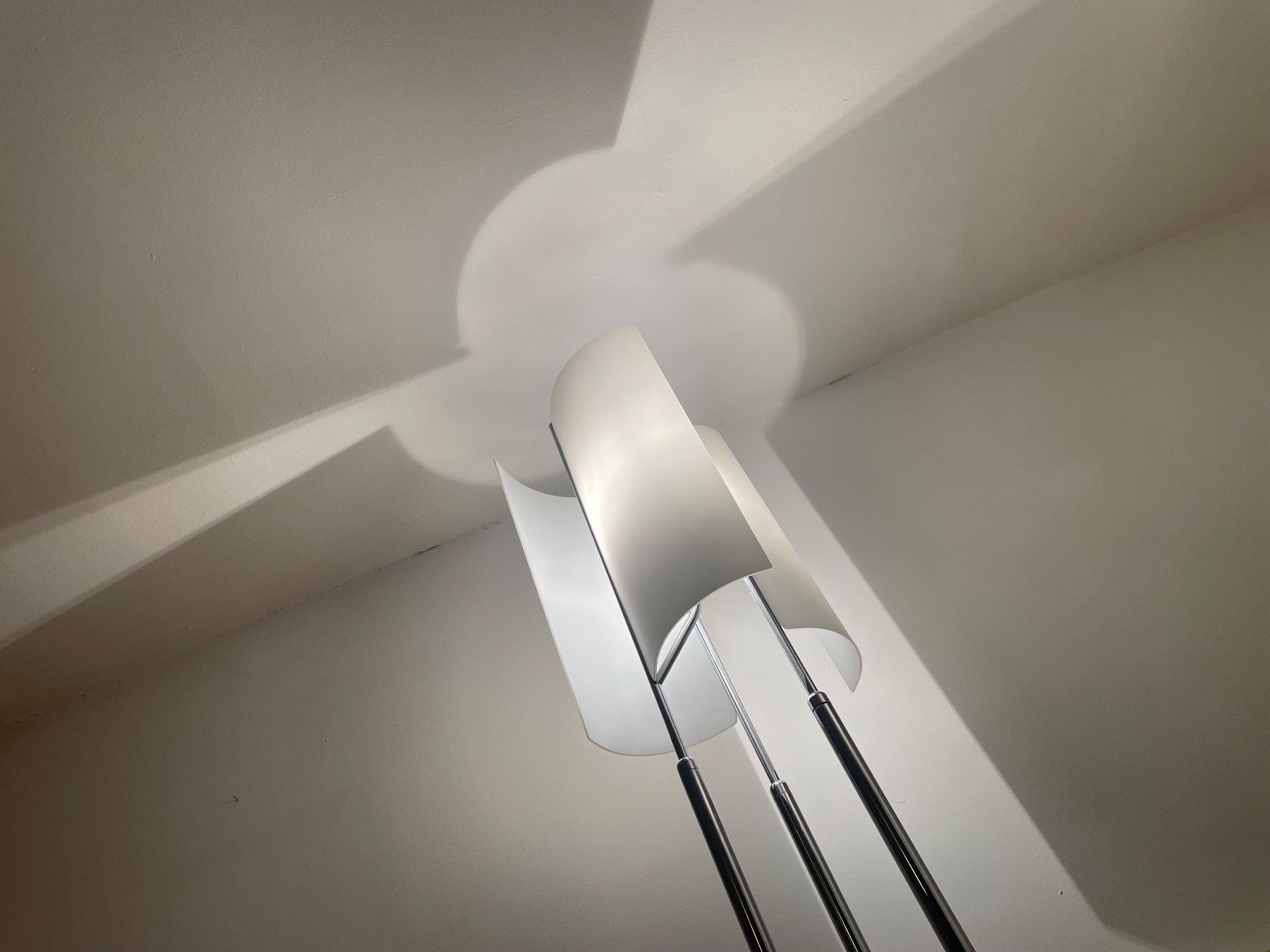 Lampen: Stehlampe Oluce Arianna // Bruno Gecchelin – Gebraucht aus Schinznach-Dorf von mix 1