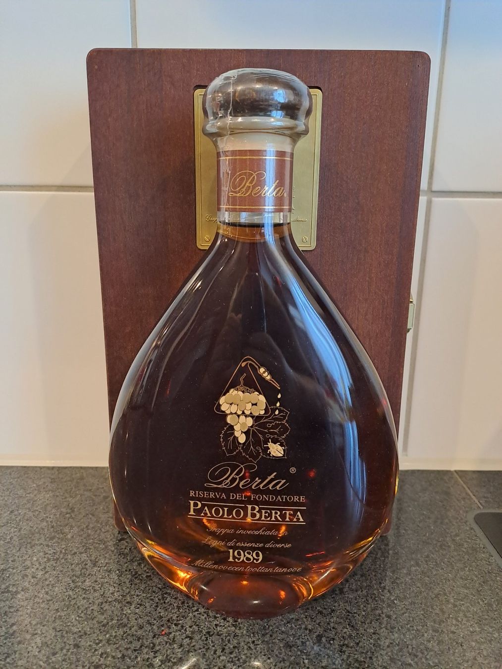 Berta Bevande alcoliche: Paolo Berta Grappa 1989 mit OHK – Nuovo e nell'imballaggio originale da Elsau venduto da Kellerraeumung 5