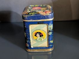 uraltes Blechdösli für Tee