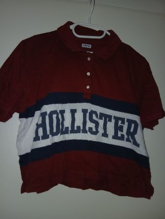 Hollister T-Shirt