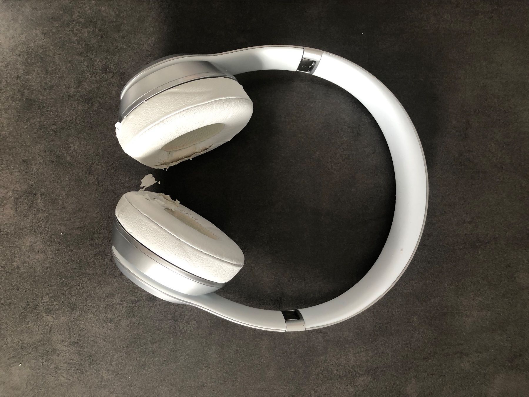 Beats Cuffie: Beats Solo Wireless – Usato da Oberägeri venduto da MariaLehman 1