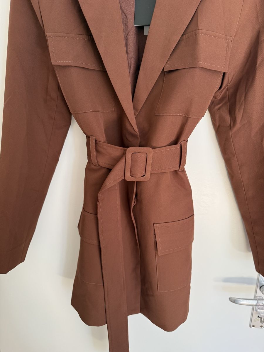 Cappotti: Blazer Lioness Australia Neu – Nuovo e nell'imballaggio originale da Luzern venduto da AlinaPa 1