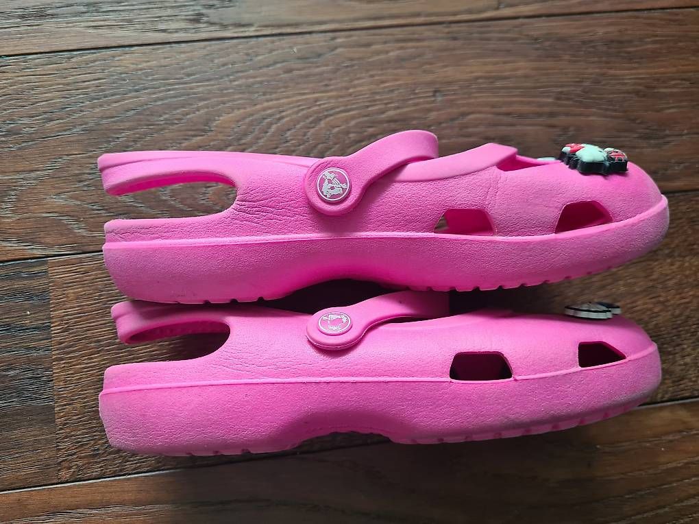 Crocs Scarpe per ragazzi: Crocs Grösse Grösse C13 (30/31) – Usato da Olten venduto da Ahandreina 2