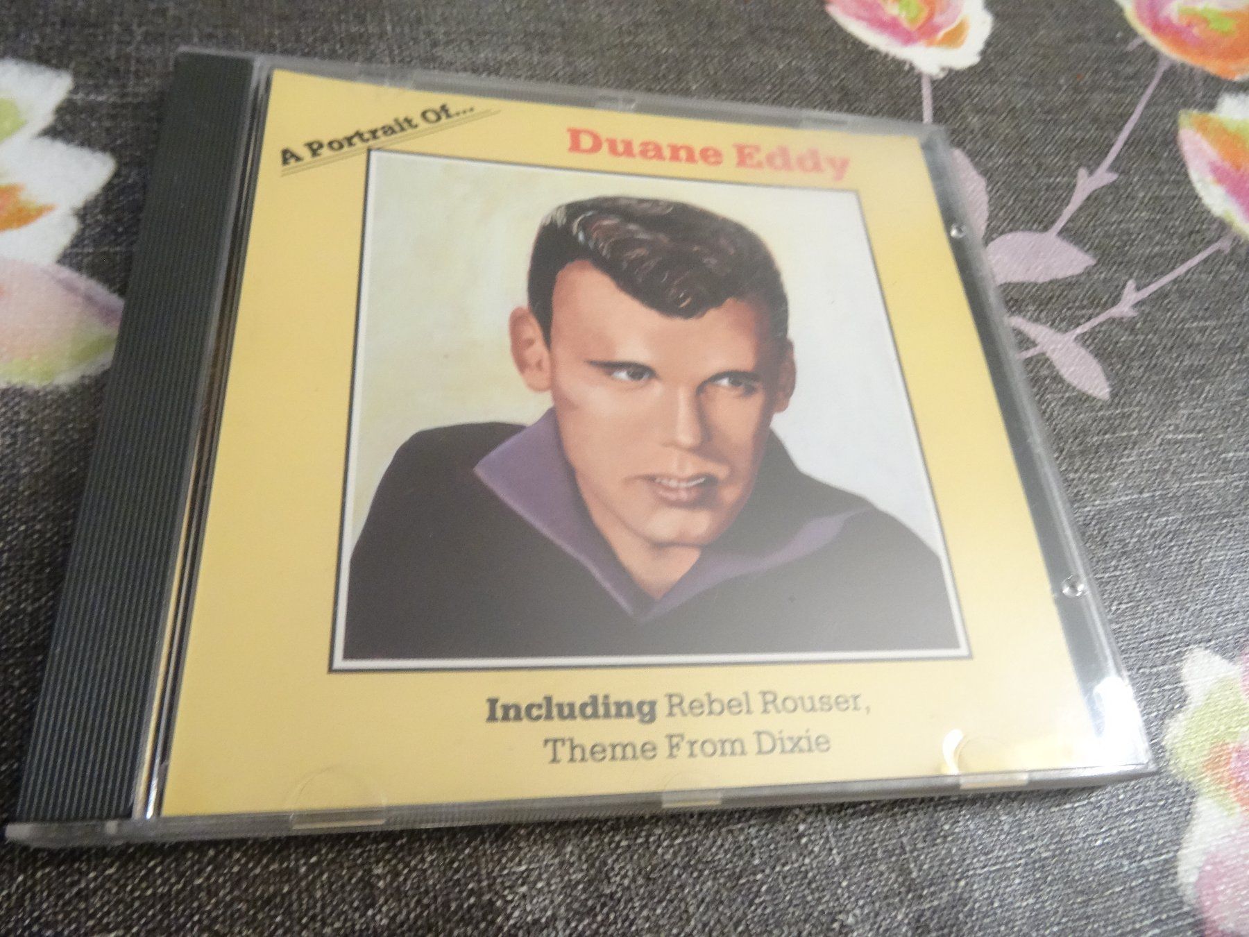 CD: Duane Eddy - A Portrait of CD – Usato da Olten venduto da Disc-Ausverkauf
