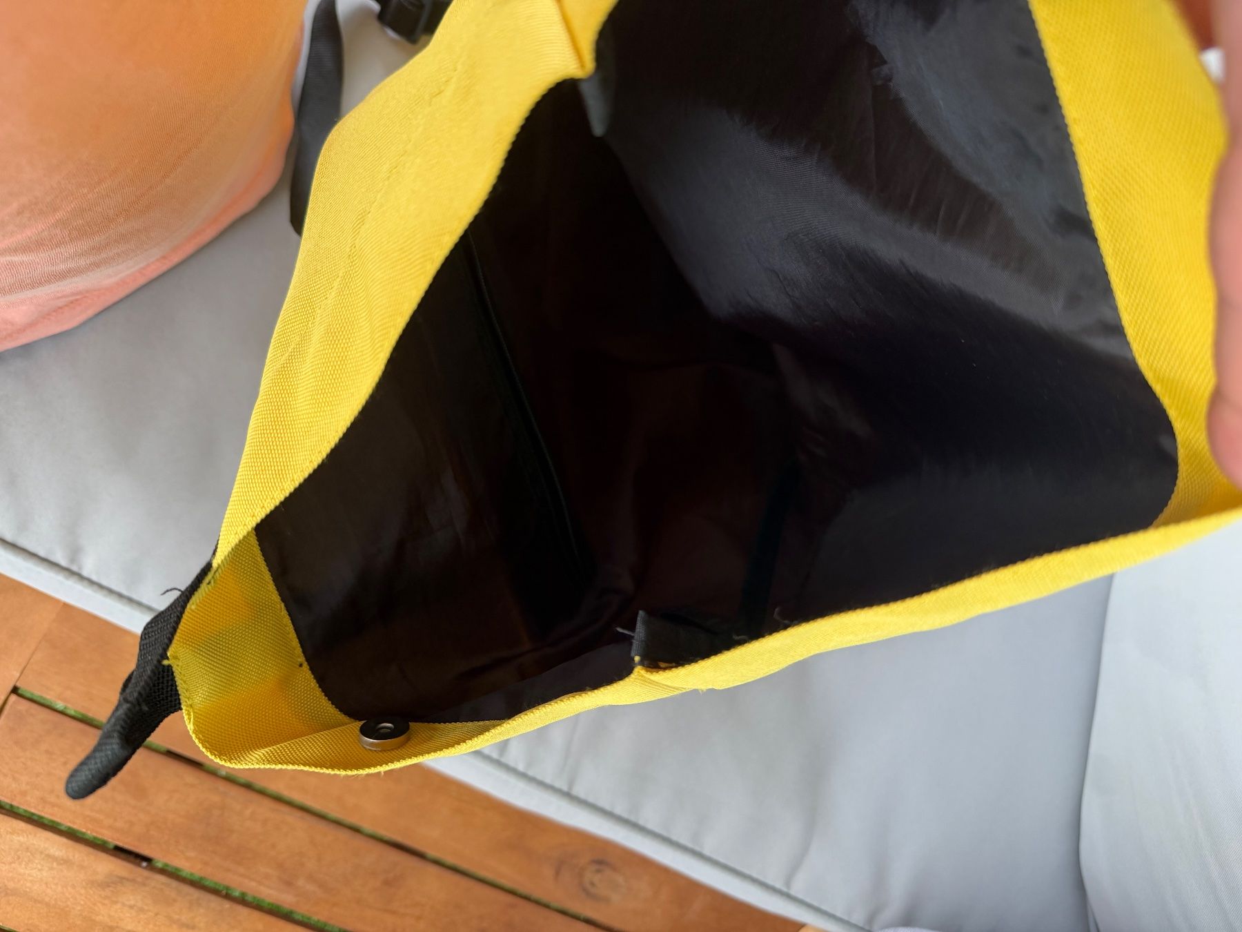 Rucksäcke: On Cloud running Rucksack – Gebraucht aus St.Gallen von bubo2008 4