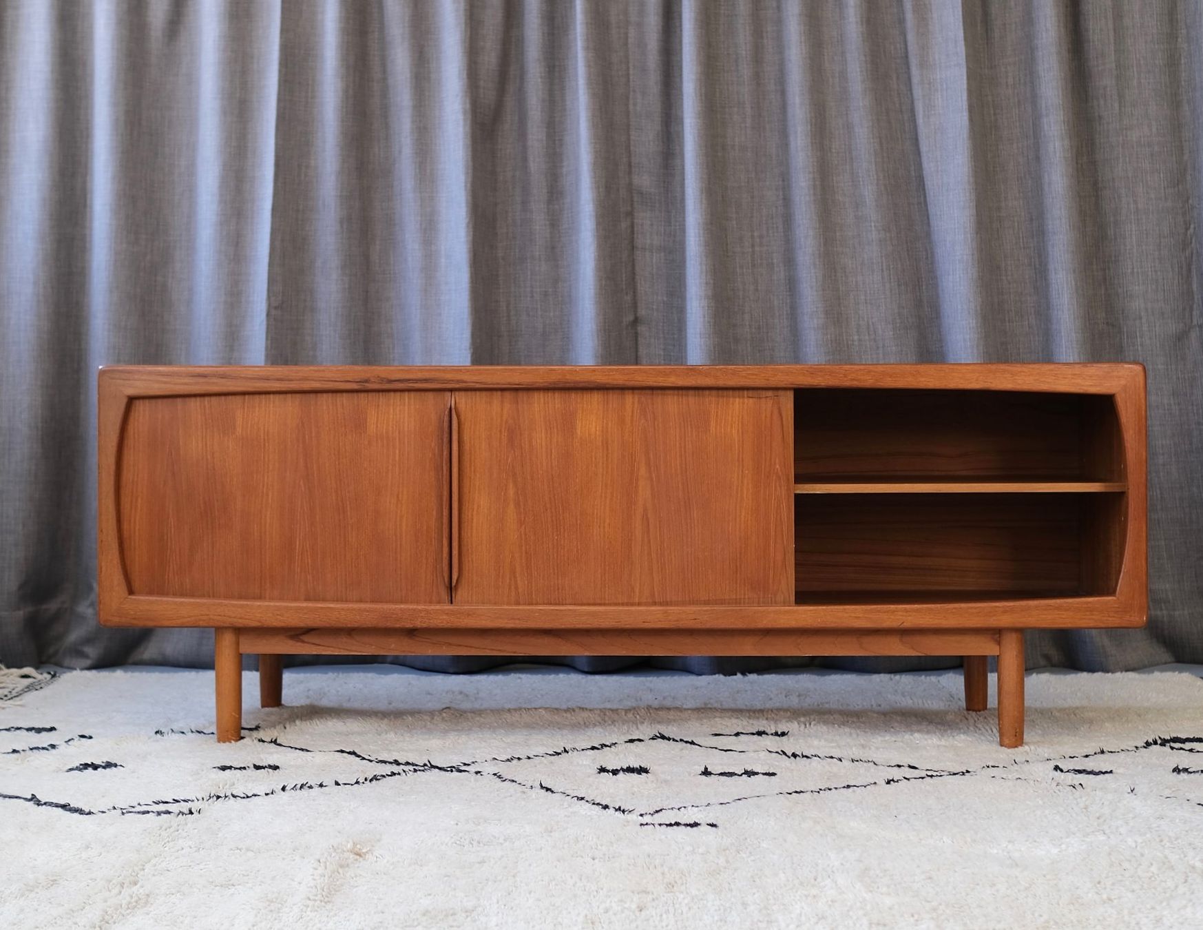Cassettiere: Teak Sideboard H.P. Hansen, Denmark 1960,s – Usato da Bern venduto da Zmodern_VIN 5