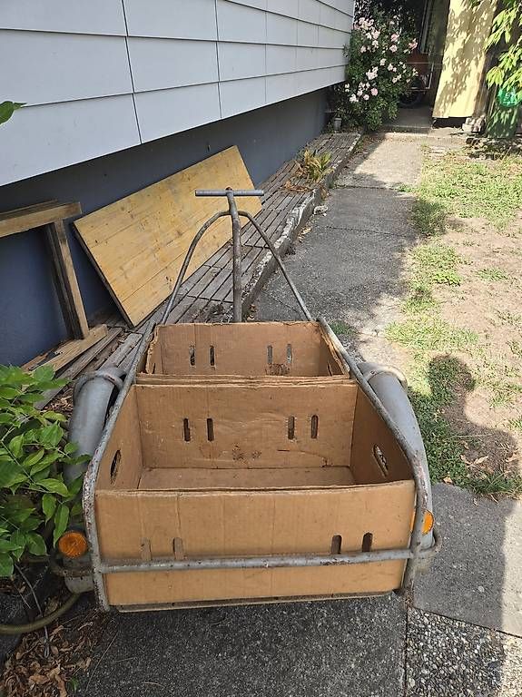 Anhänger: Stabiler Velo Anhänger  – Gebraucht aus Biel/Bienne von Rouf7 2