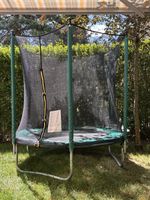 Gut erhaltenes Trampolin, gekauft Sommer 2025