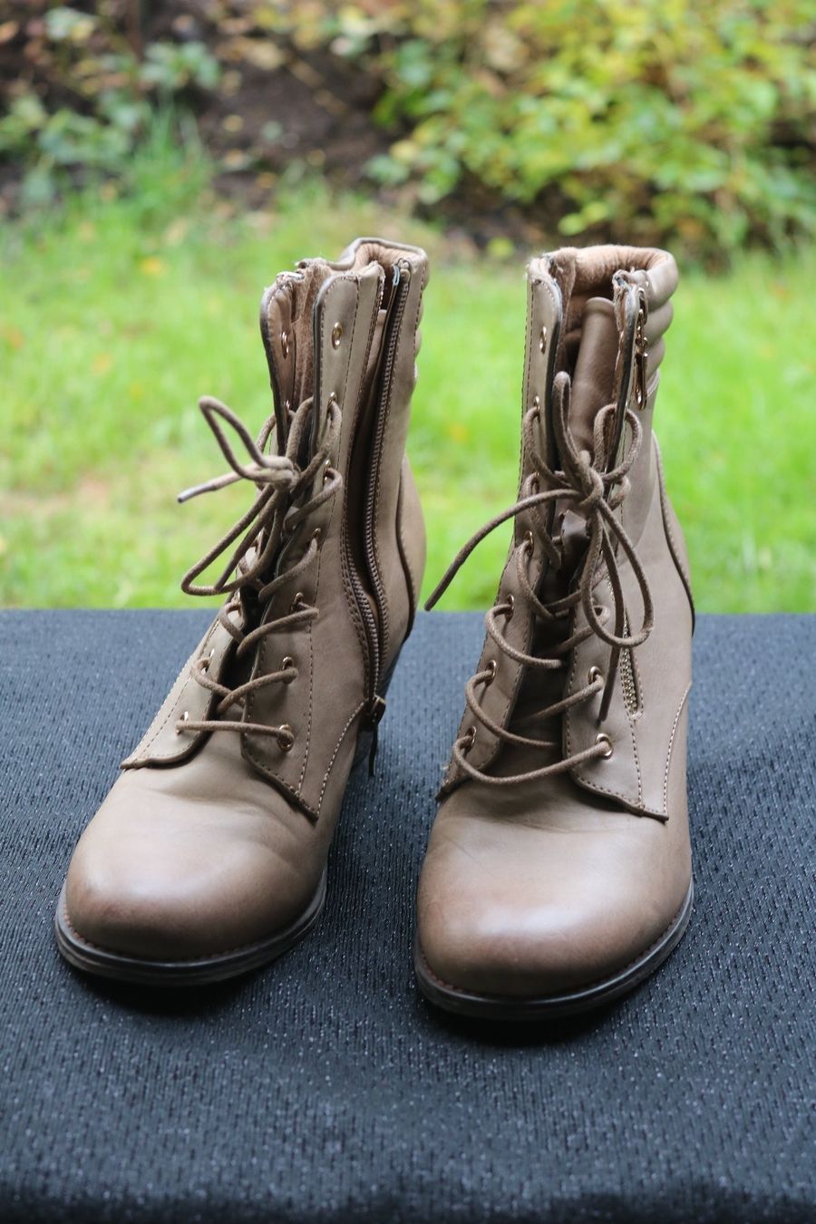 Scarpe da donna: Stiefeletten – Usato da Frick venduto da Beni58 1