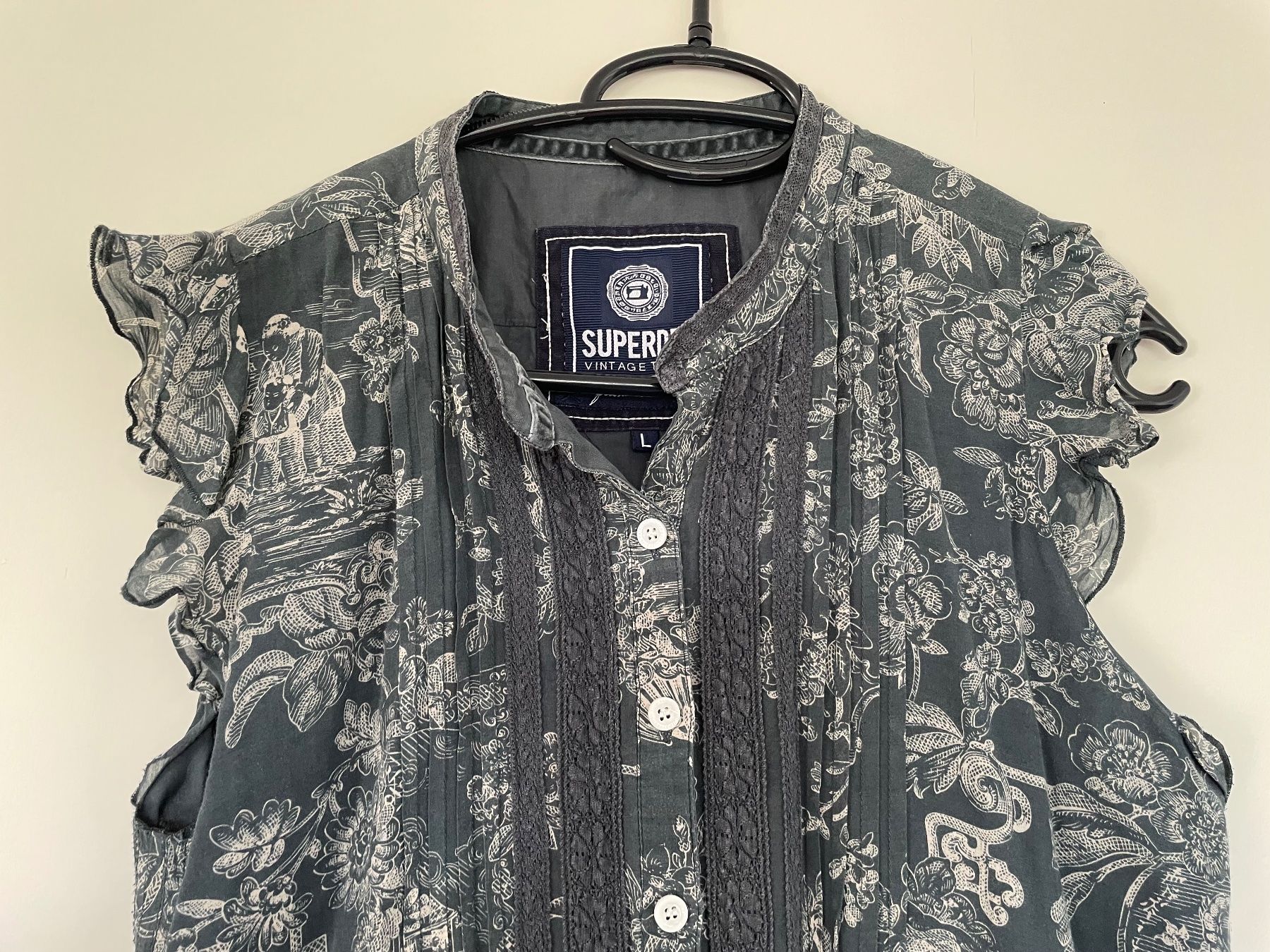 Superdry Tuniche: SUPERDRY Graue Tunika Gr. L – Usato da Unterentfelden venduto da mar_kg6w 2